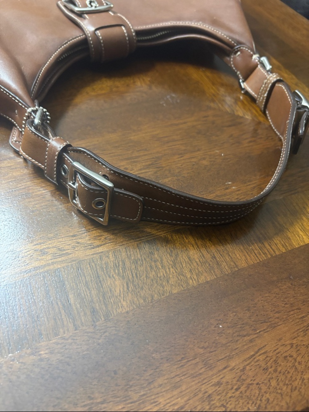 Coach Brown Leather Shoulder Bag with Buckle Detail - Picture 4 of 5